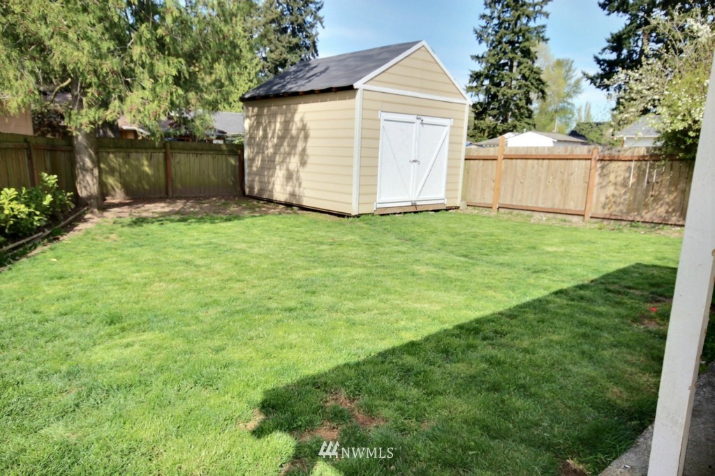 751 Redmond Avenue Northeast Renton, WA 98056 - Photo 17 of 17