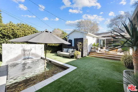 $2,595,000 | 1009 Vernon Avenue, Venice, CA 90291