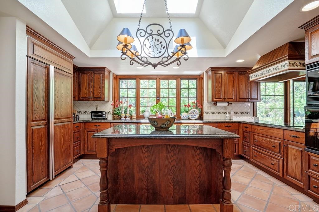 17544 Los Morros Rancho Santa Fe, CA 92067 - Photo 4 of 13