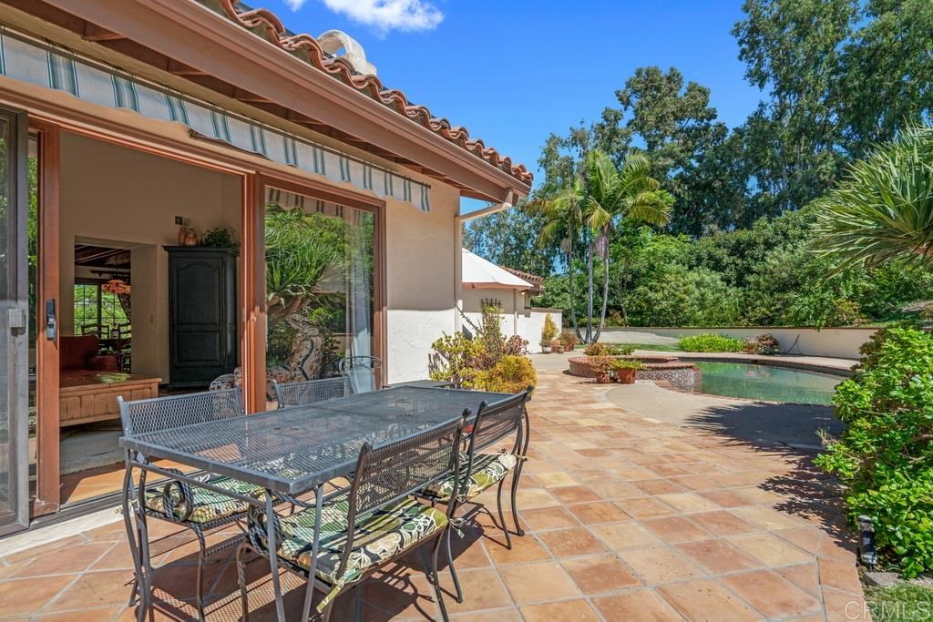 17544 Los Morros Rancho Santa Fe, CA 92067 - Photo 5 of 13