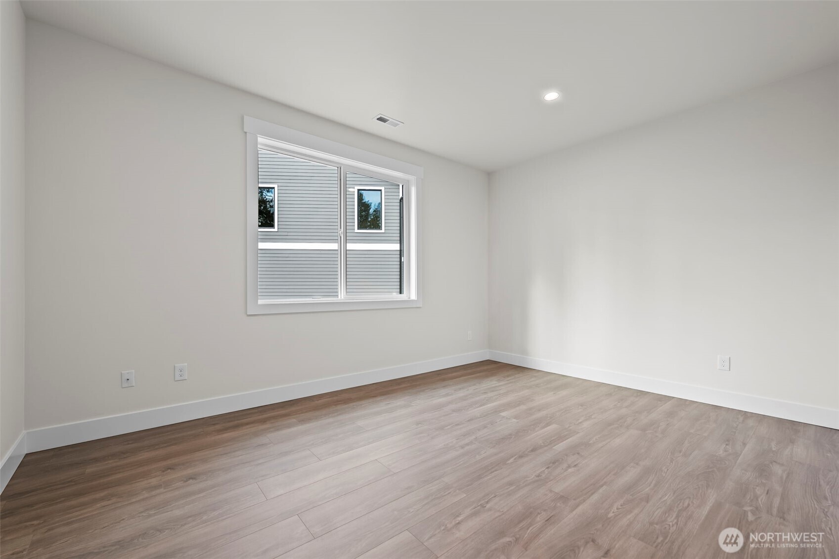 8717 33rd Street East Edgewood, WA 98371 - Photo 31 of 39