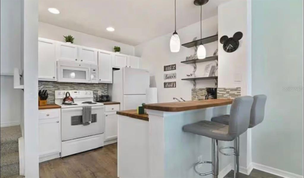 4560 Yellowgold Road East, Unit 105 Kissimmee, FL 34746 - Photo 4 of 23