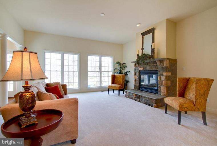5832 Trotter Road Clarksville, MD 21029 - Photo 6 of 18 Family Room