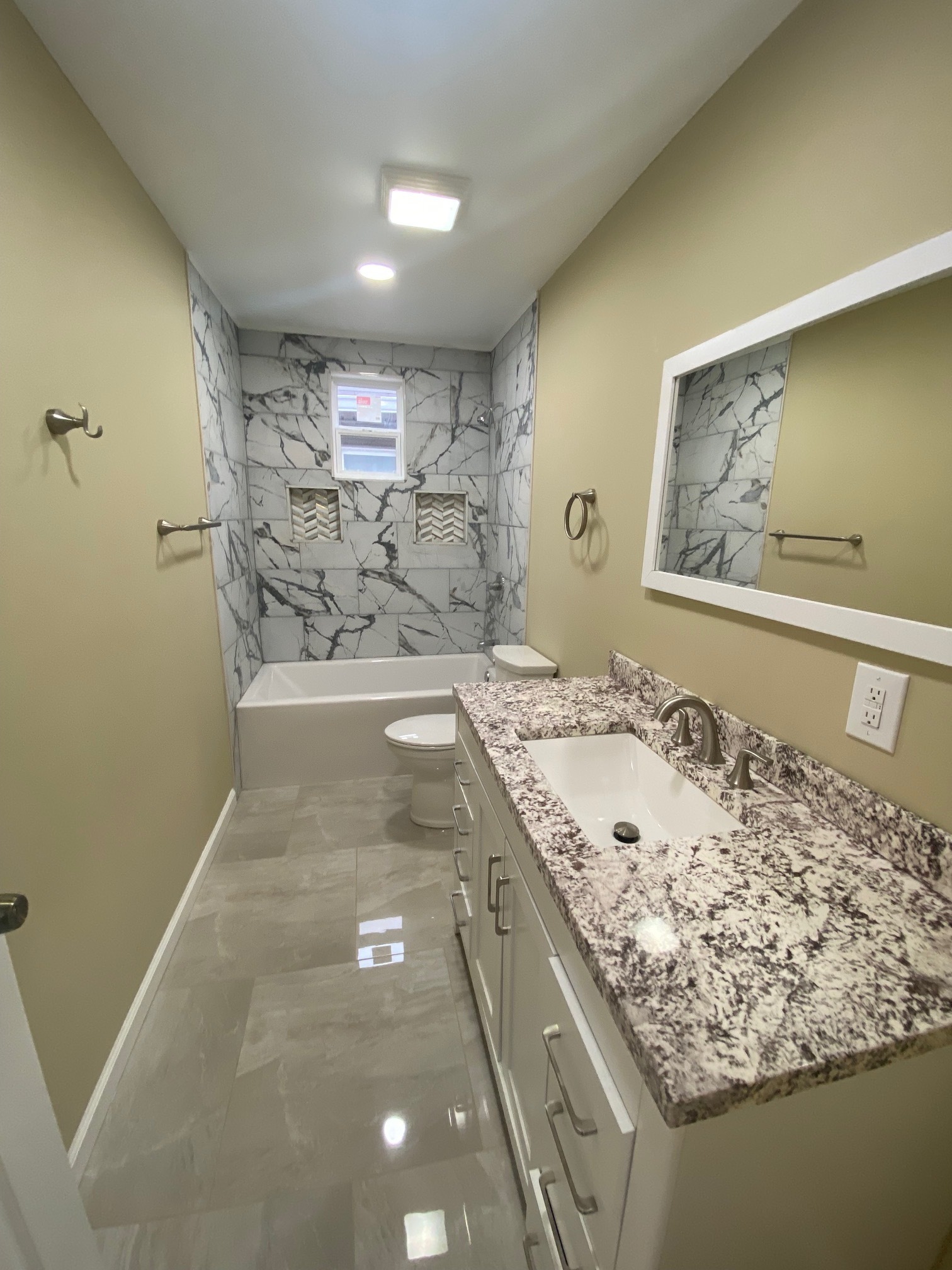 809 Chase Street Indianapolis, IN 46221 - Photo 11 of 19