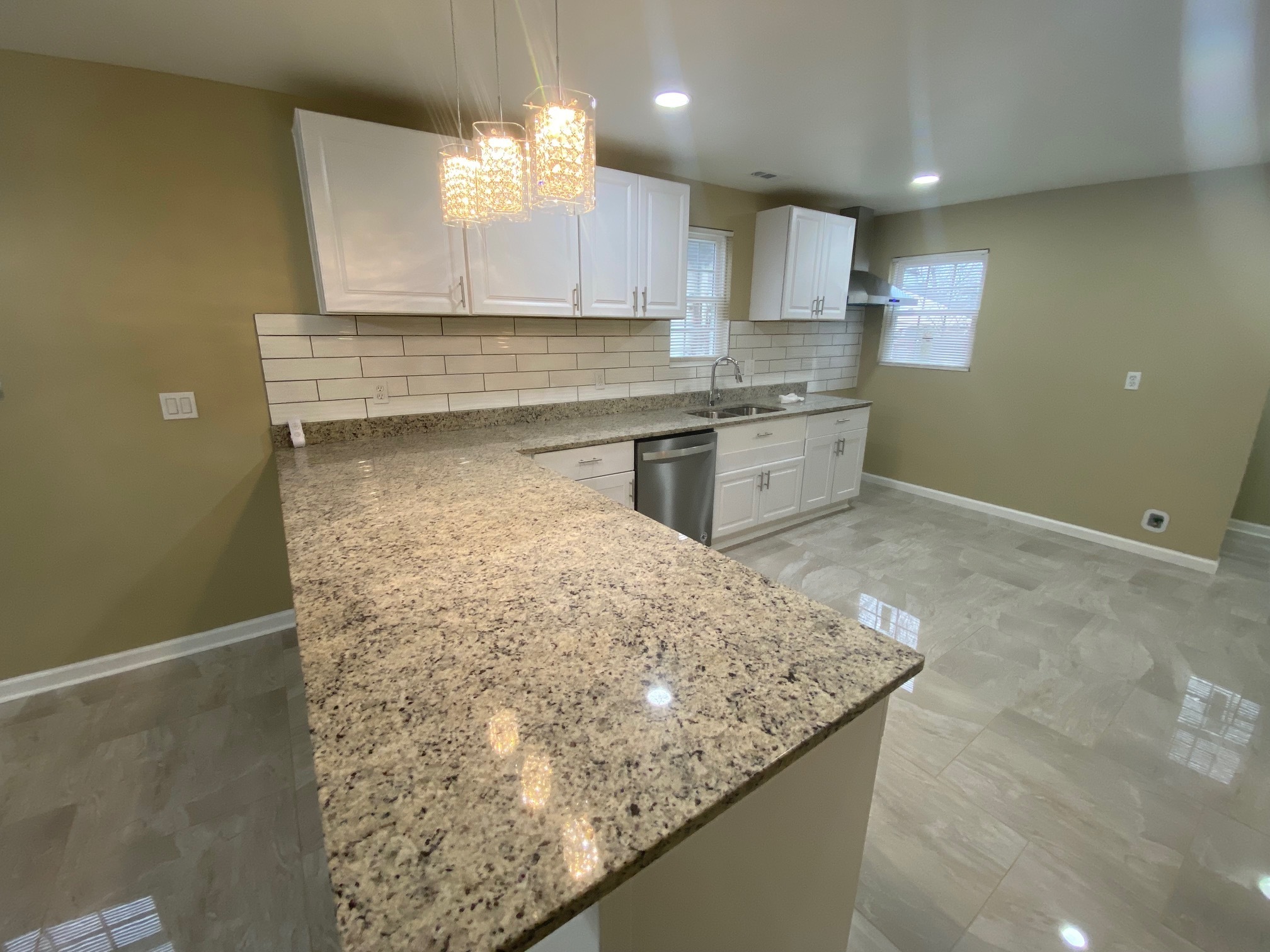 809 Chase Street Indianapolis, IN 46221 - Photo 7 of 19