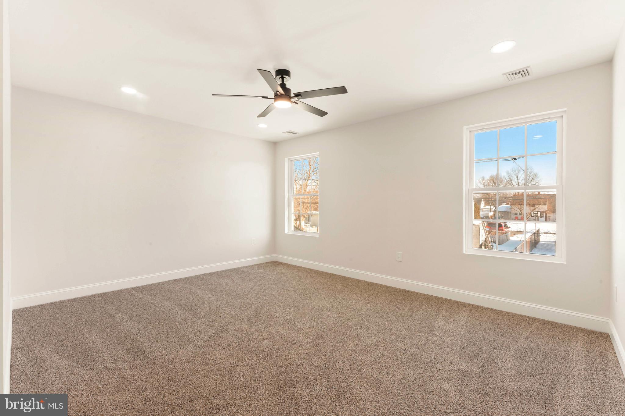 12 Geranium Road Levittown, PA 19057 - Photo 22 of 38