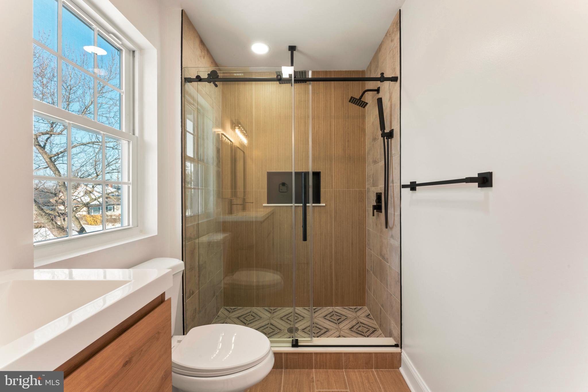 12 Geranium Road Levittown, PA 19057 - Photo 27 of 38