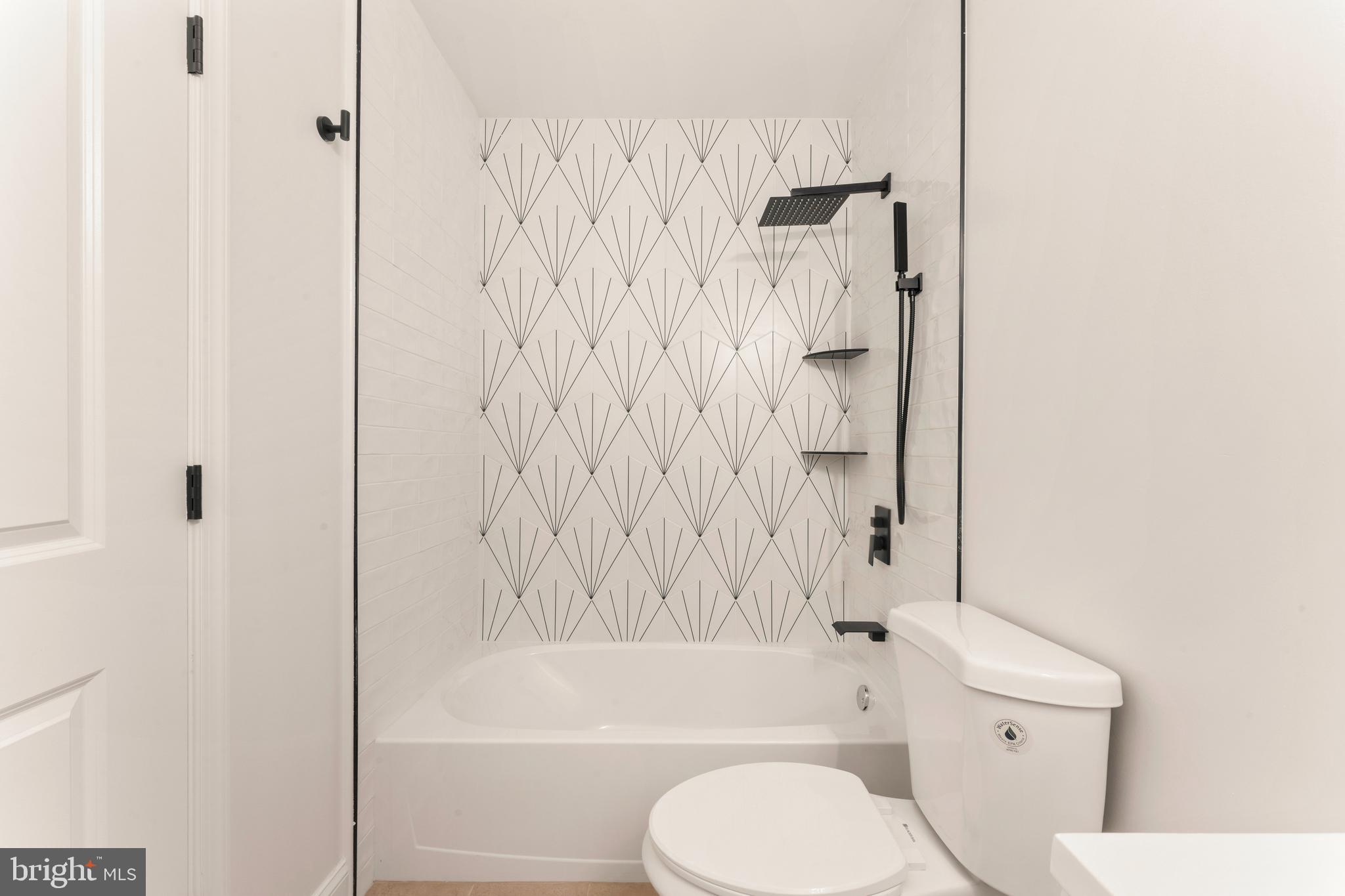 12 Geranium Road Levittown, PA 19057 - Photo 4 of 38