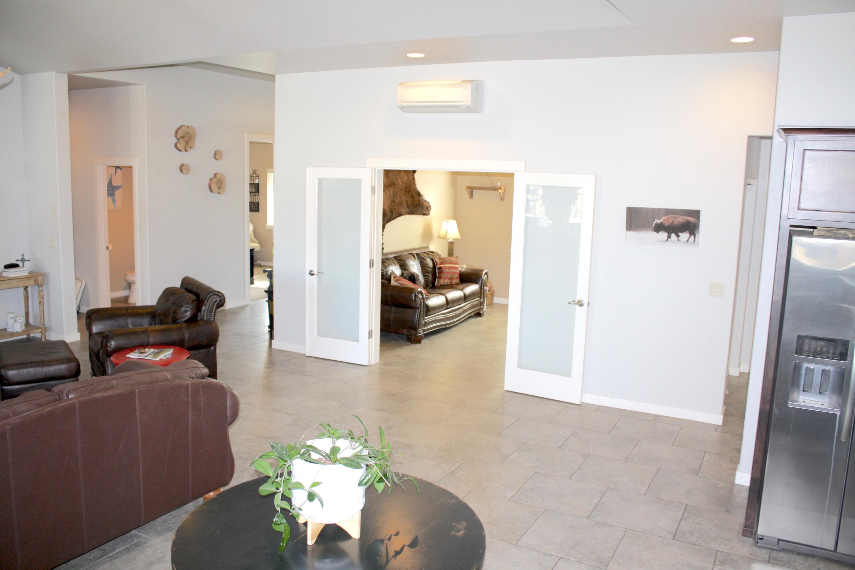 63290 Deschutes Market Road Bend, OR 97701 - Photo 48 of 48 open floor plan