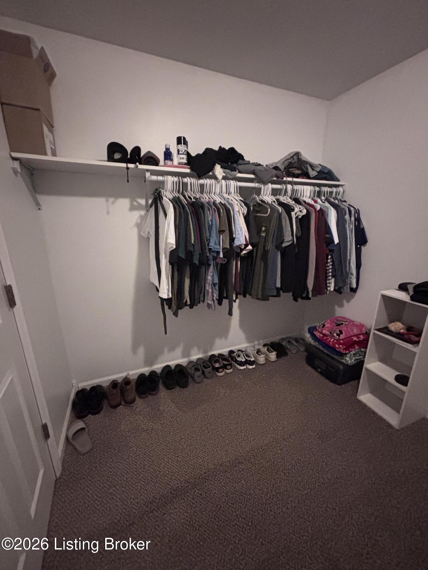 200 Bells Ml Road Shepherdsville, KY 40165 - Photo 61 of 172 Primary walk-in closet
