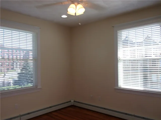 $1,950 | 27 West Park Place, Unit 2F, Woonsocket, RI 02895