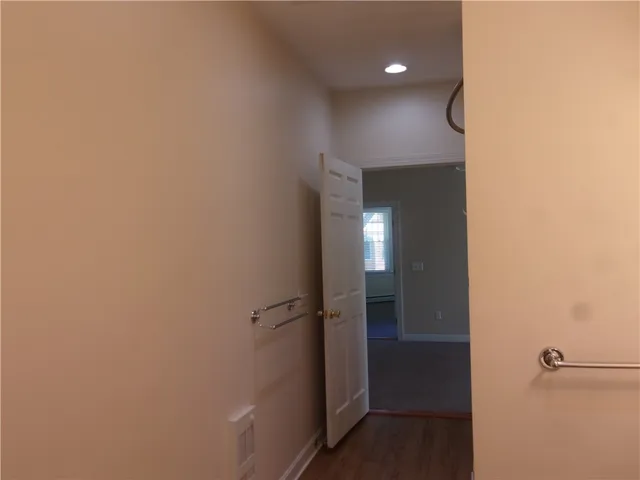 $1,950 | 27 West Park Place, Unit 2F, Woonsocket, RI 02895