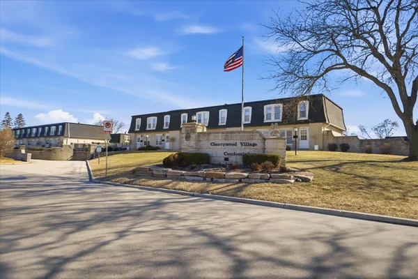 $1,650 | 4273 West Cherrywood Lane, Brown Deer, WI 53209