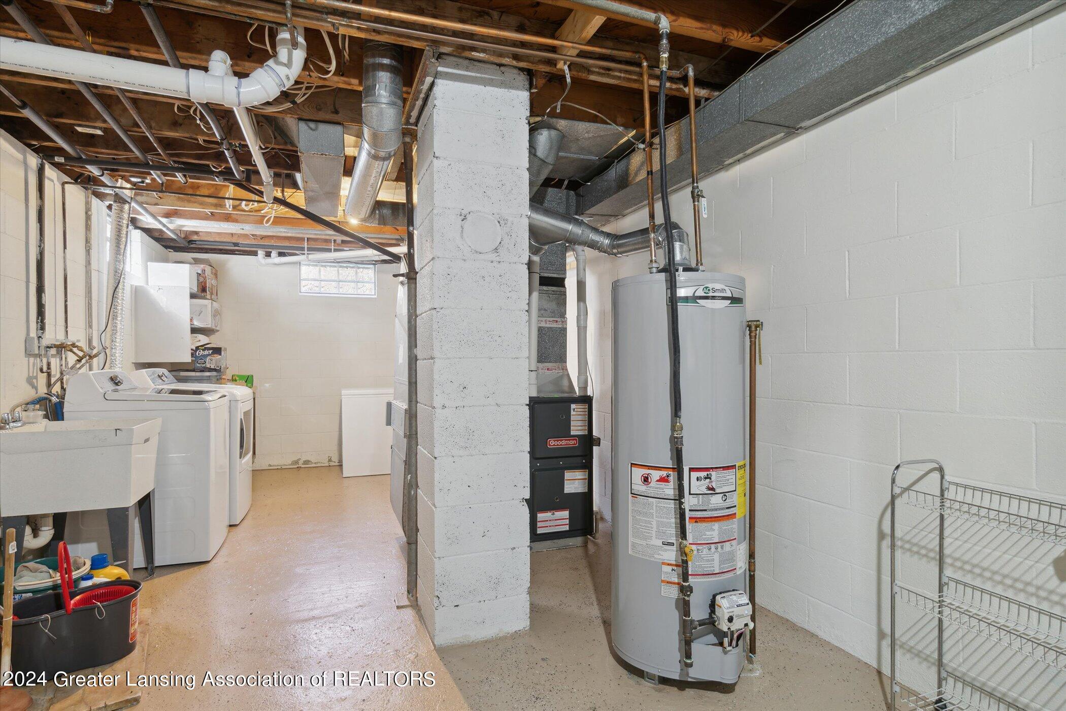 1378 Sunny Road Lansing, MI 48906 - Photo 26 of 38 Basement