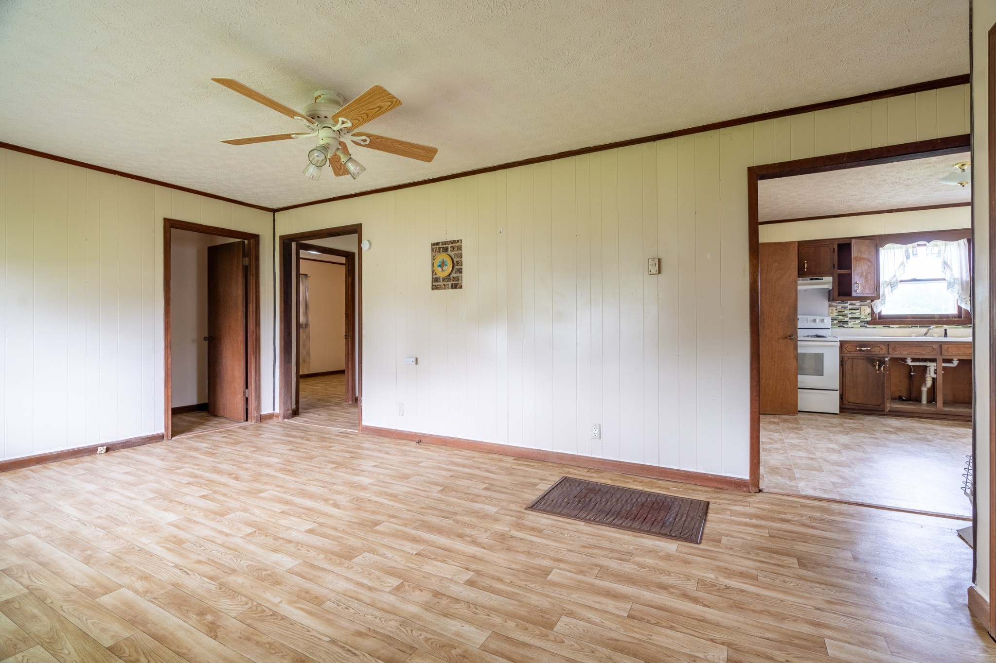 198 Old Hwy Road Sparta, TN 38583 - Photo 5 of 23 Gallery Image 5