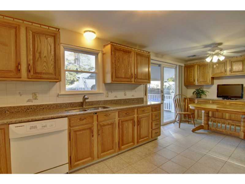 54 Colony Road East Providence, RI 02915 - Photo 6 of 24 Kitchen.
