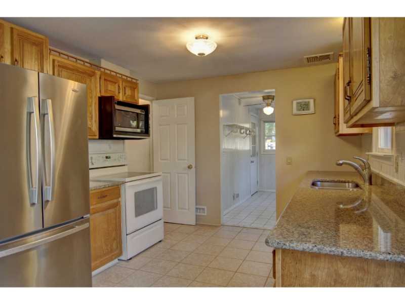 54 Colony Road East Providence, RI 02915 - Photo 7 of 24 Kitchen.