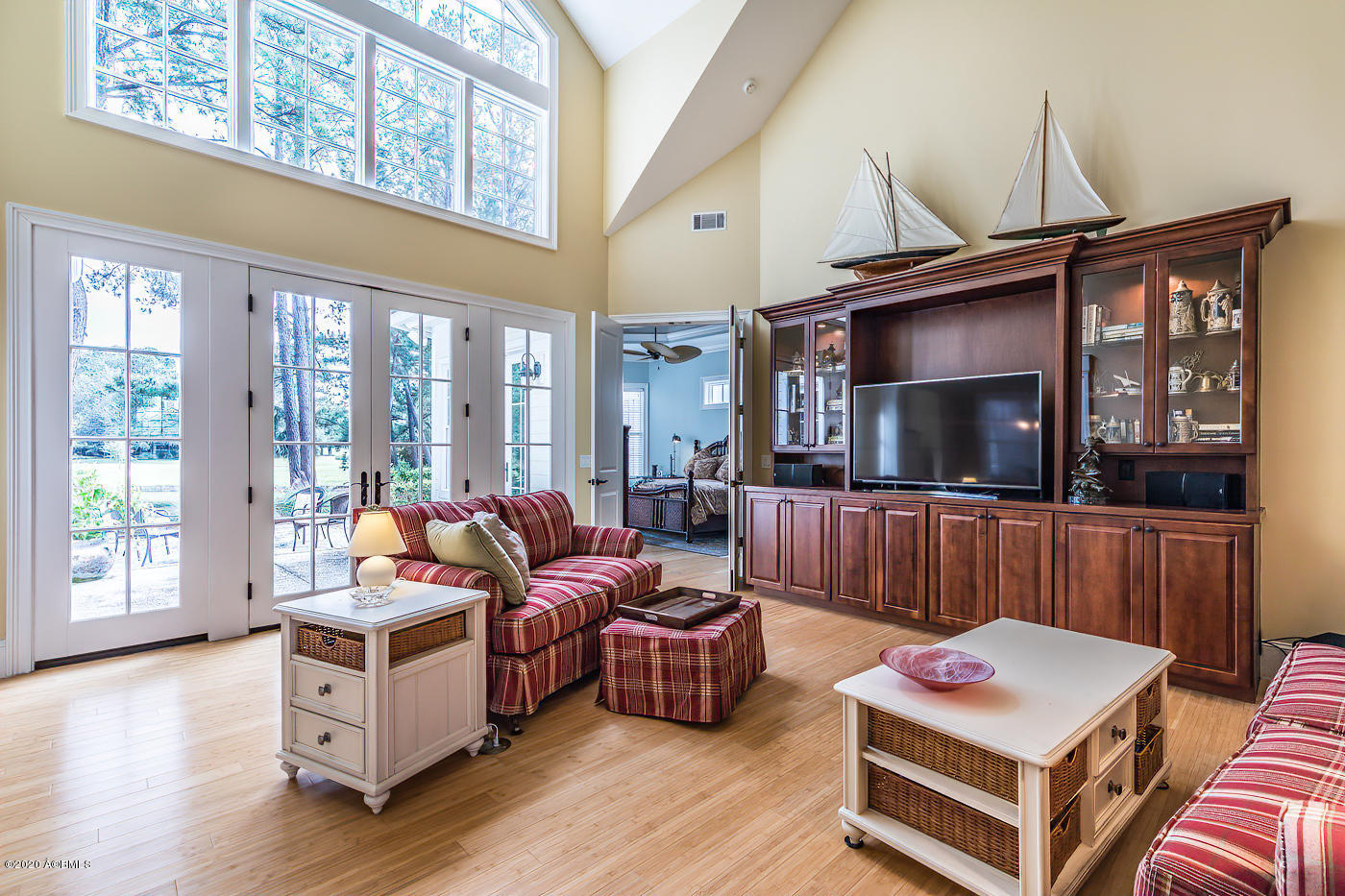 10 Great room