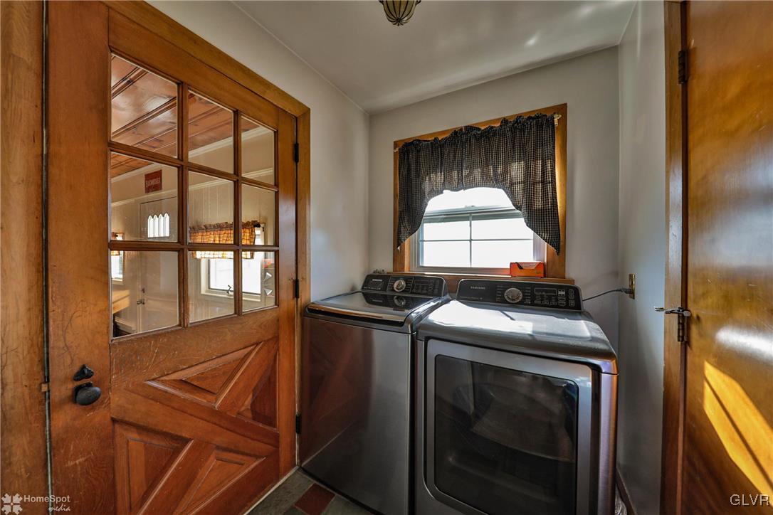 526 West Moorestown Road Nazareth, PA 18064 - Photo 9 of 50 a kitchen with a stove and a refrigerator
