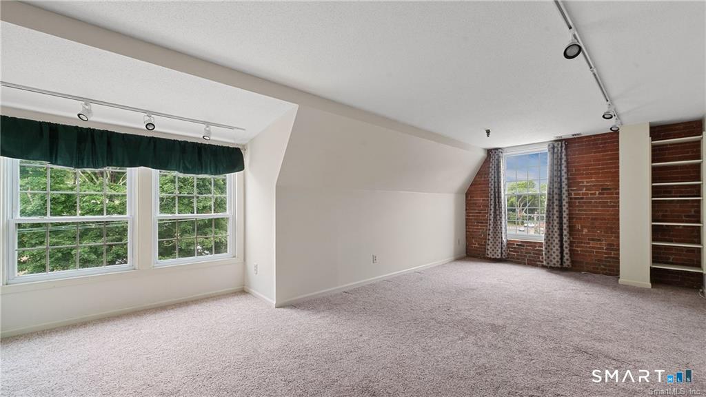 55 Oil Mill Road, Unit 22 Danbury, CT 06810 - Photo 7 of 14