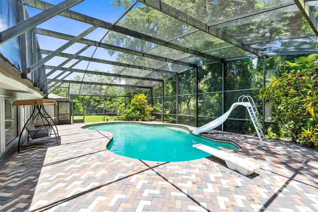 111 Variety Tree Circle Altamonte Springs, FL 32714 - Photo 30 of 35 Ample deck space for outdoor furniture.