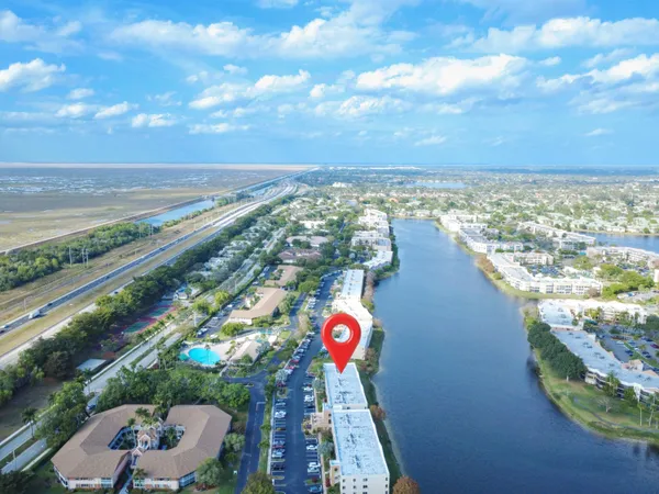 $204,900 | 7292 South Devon Drive, Unit 302, Tamarac, FL 33321