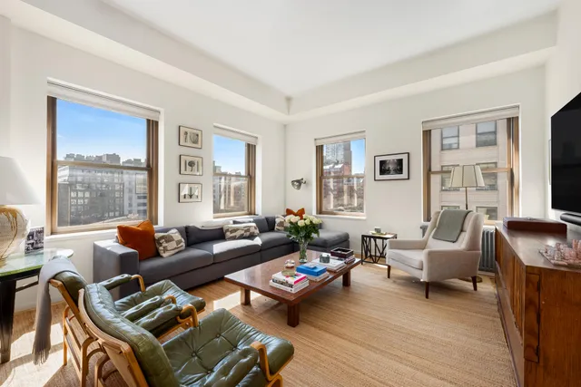 $2,995,000 | 165 Hudson Street, Unit PHA | TriBeCa