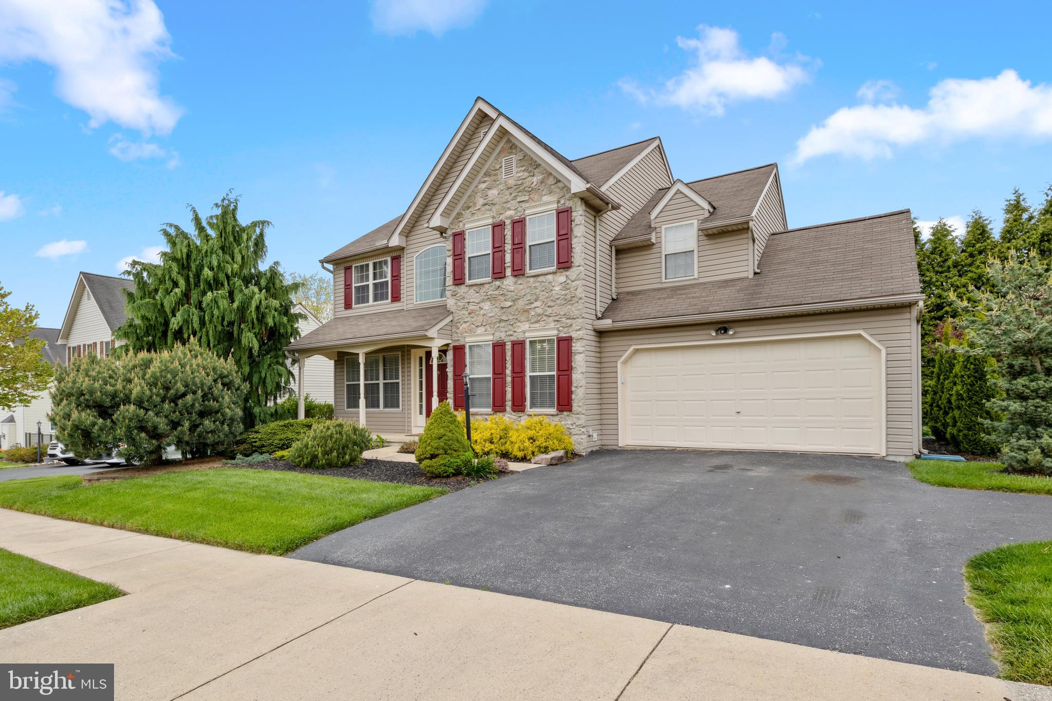 3288 Raintree Road York, PA 17404 - Photo 2 of 52 Gallery Image 2
