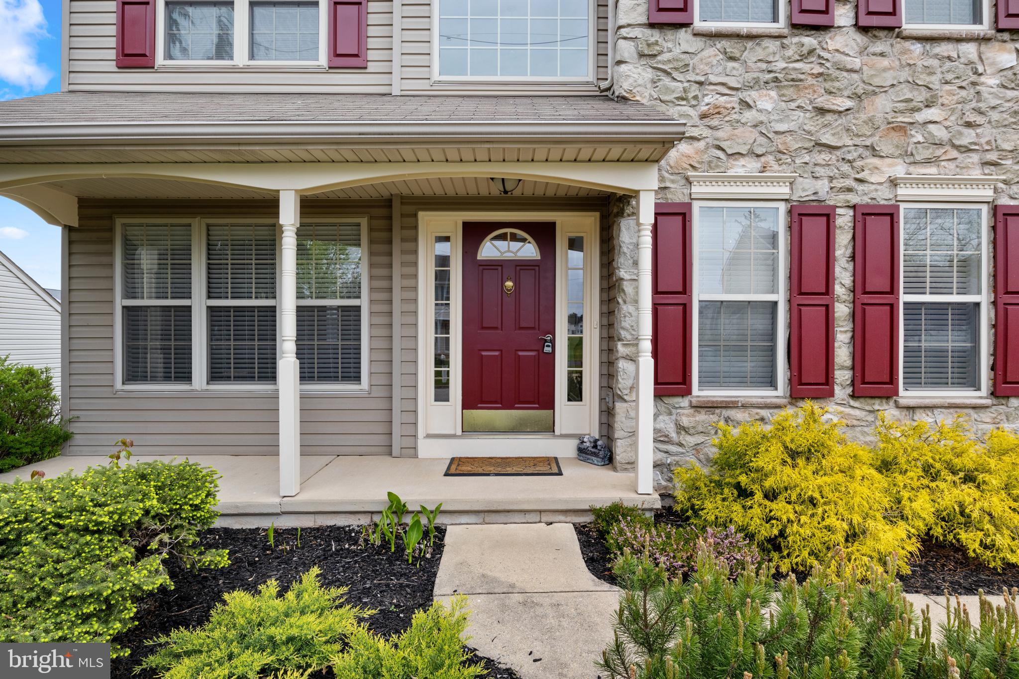 3288 Raintree Road York, PA 17404 - Photo 4 of 52 Gallery Image 4
