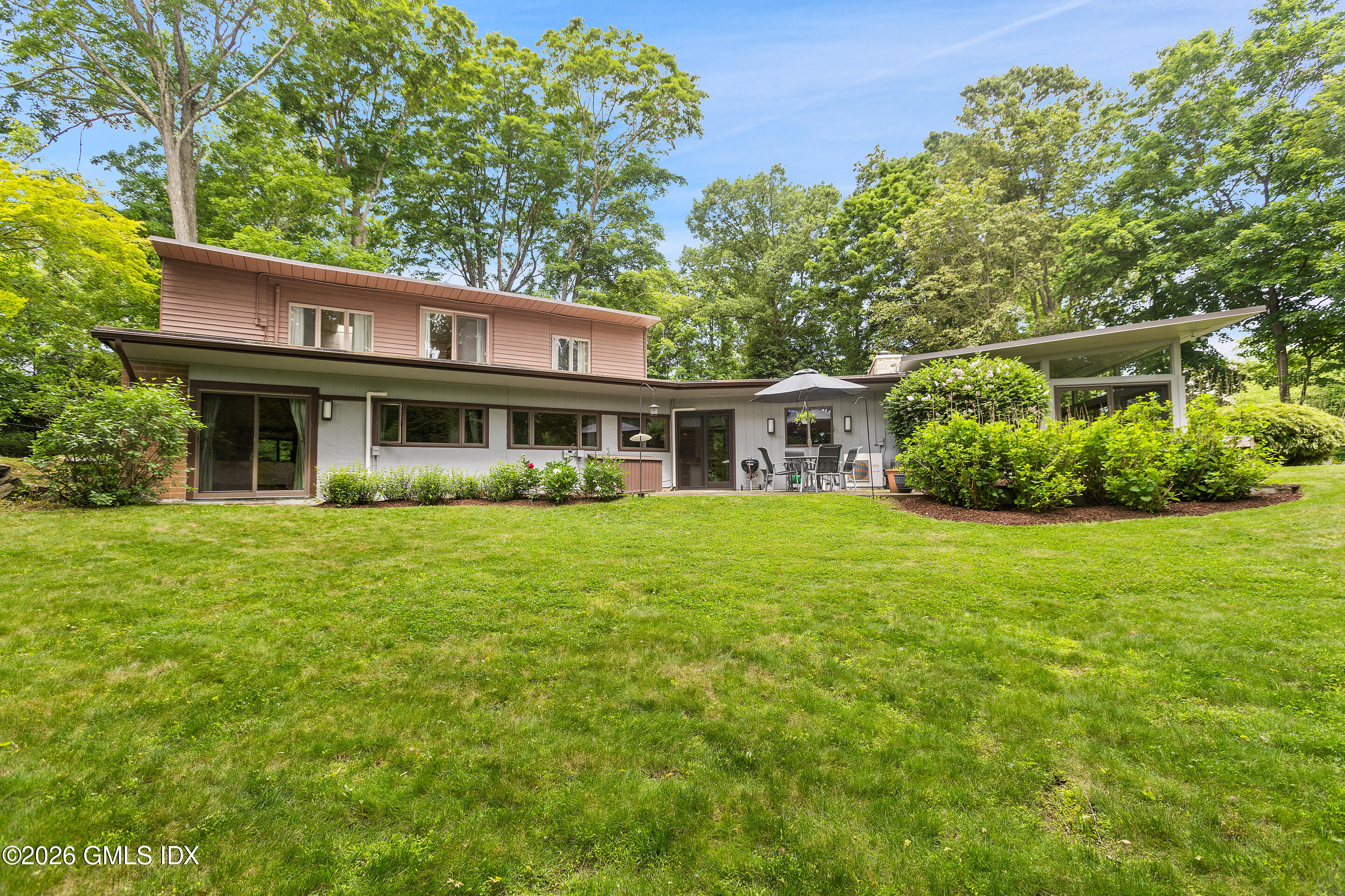 7 Chasmar Road Old Greenwich, CT 06870 - Photo 3 of 28 148A0953_1