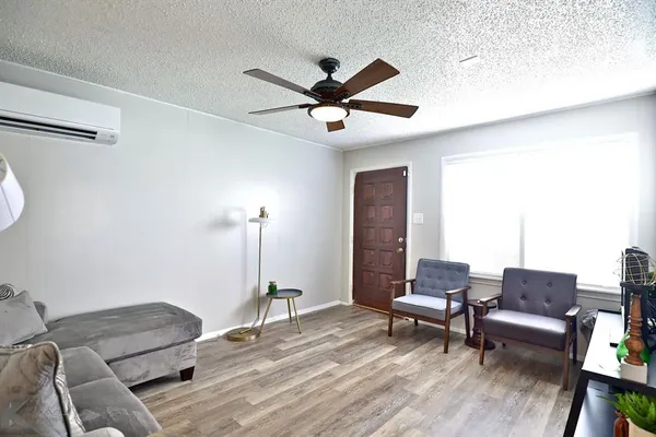 $1,700 | 5489 Encino Road, Abilene, TX 79605
