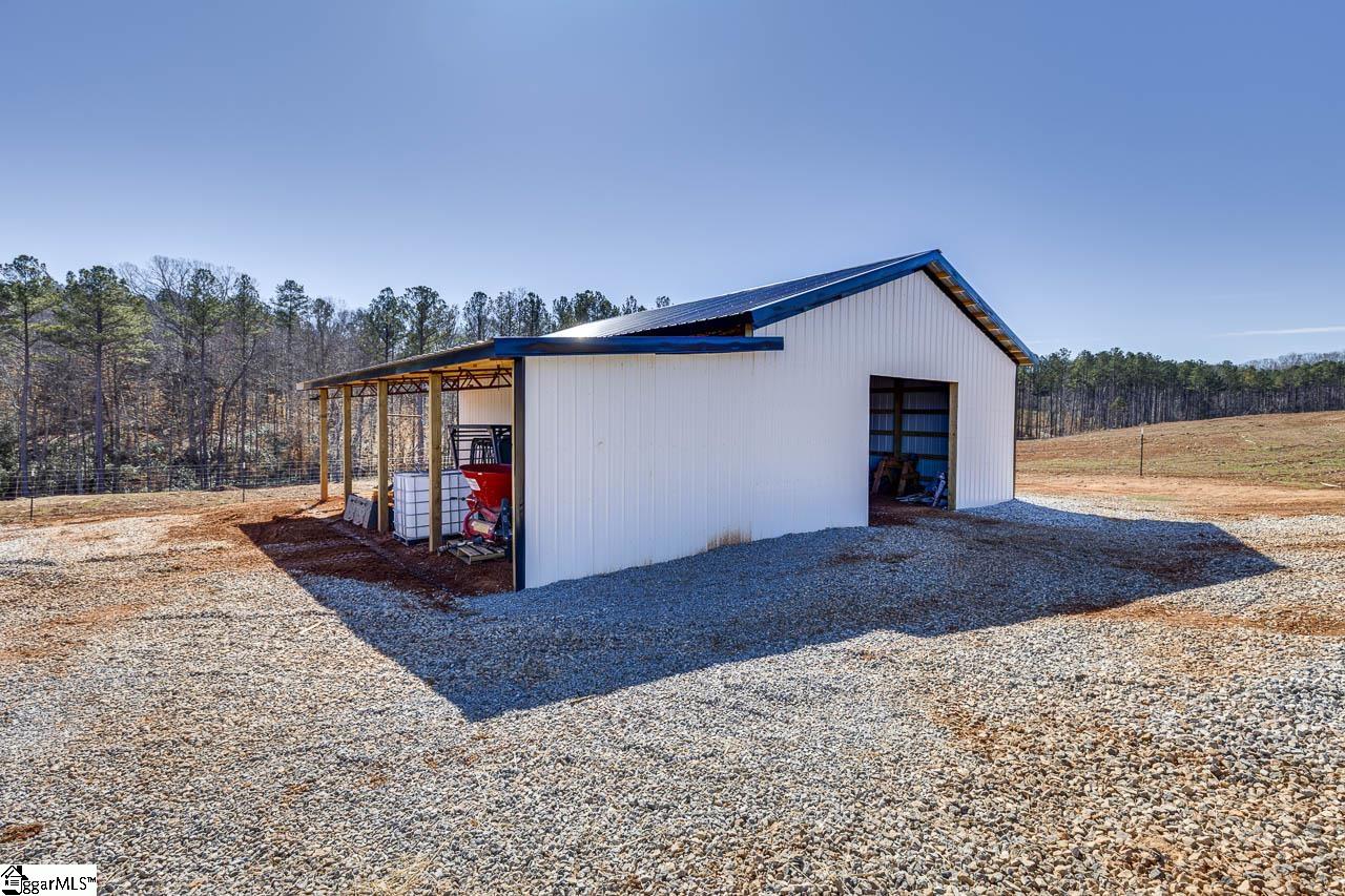 693 Elledge Road Ware Shoals, SC 29692 - Photo 3 of 34