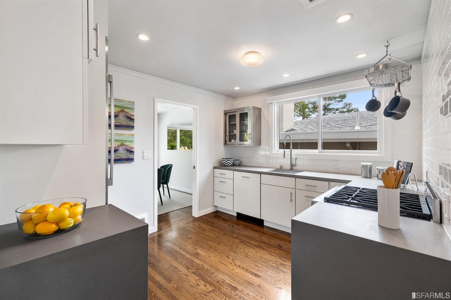 39 Warren Drive San Francisco, CA 94131 - Photo 22 of 63