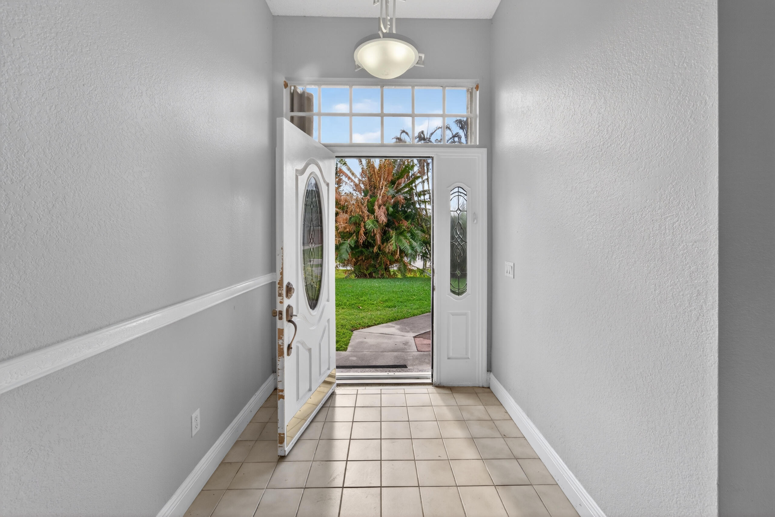 6956 Northwest Jorgensen Road Port St. Lucie, FL 34983 - Photo 4 of 21 DSC02893