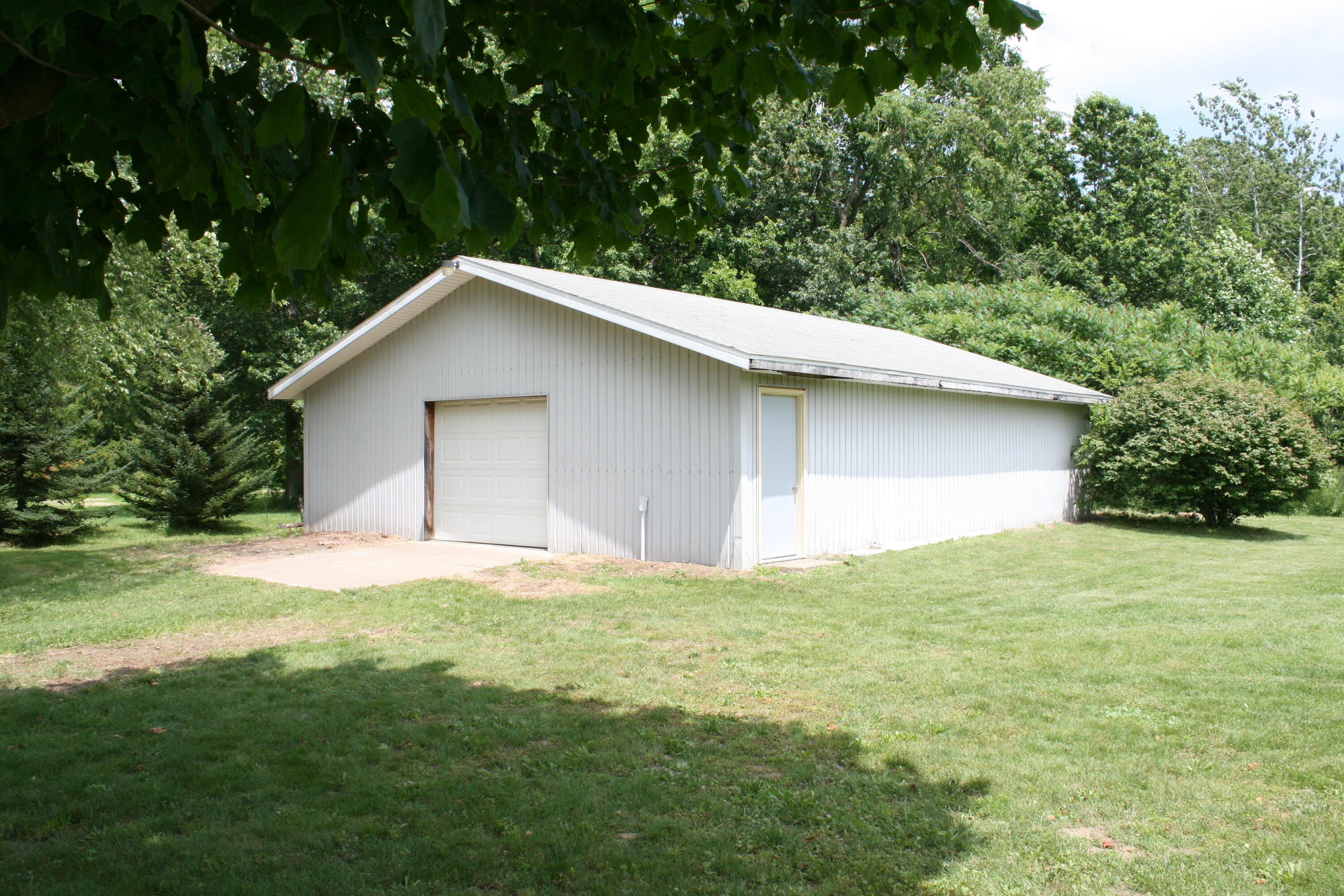 14021 Pardee Road Buchanan, MI 49107 - Photo 15 of 71 IMG_9194