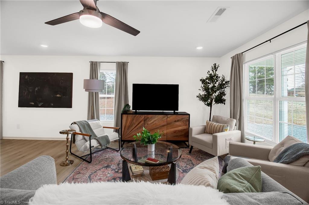 2069 Darwick Road Winston-Salem, NC 27127 - Photo 7 of 38