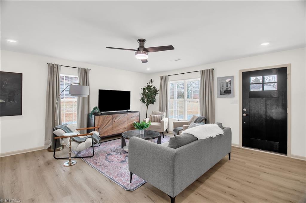 2069 Darwick Road Winston-Salem, NC 27127 - Photo 8 of 38