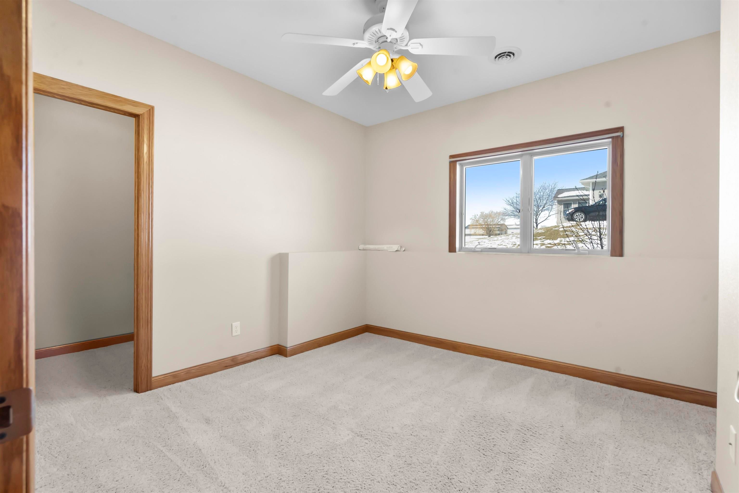 3759 Ranchero Road Cedar Falls, IA 50613 - Photo 27 of 30 Gallery Image 27