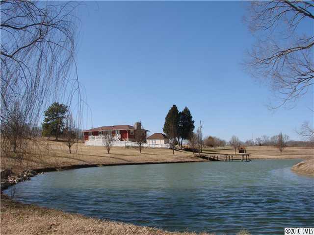 1048 Helmdale Road Midland, NC 28107 - Photo 1 of 9 Gallery Image 1