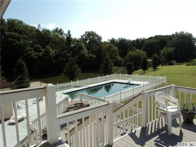 1048 Helmdale Road Midland, NC 28107 - Photo 8 of 9 Gallery Image 8