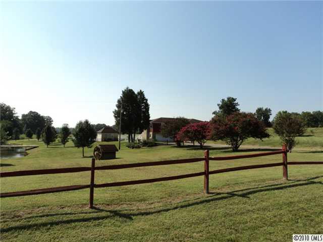 1048 Helmdale Road Midland, NC 28107 - Photo 9 of 9 Gallery Image 9