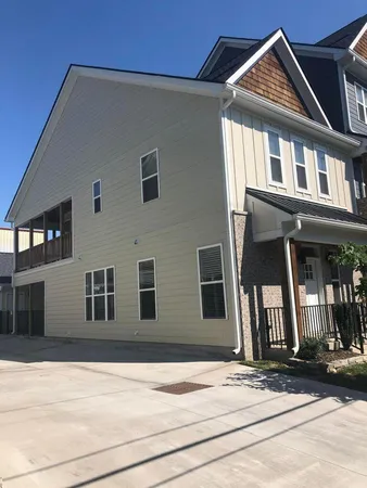 $2,700 | 1531 Washington Street, Chattanooga, TN 37408
