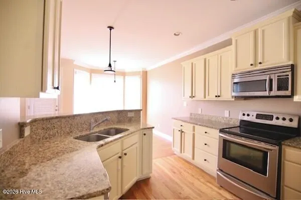 $2,600 | 1013 Trinity Drive, Greenville, NC 27834