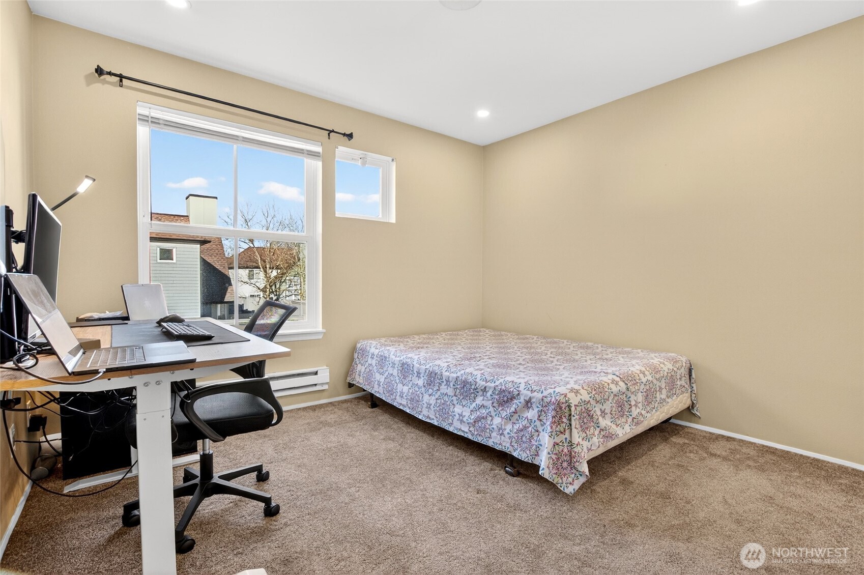 6615 South 239th Place, Unit R109 Kent, WA 98032 - Photo 25 of 40 a bedroom with a workspace