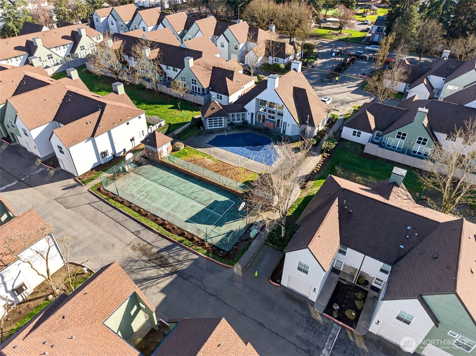6615 South 239th Place, Unit R109 Kent, WA 98032 - Photo 39 of 40 an aerial view of a house with a yard