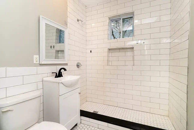 $1,399,000 | 168 Brook Road, Milton, MA 02186