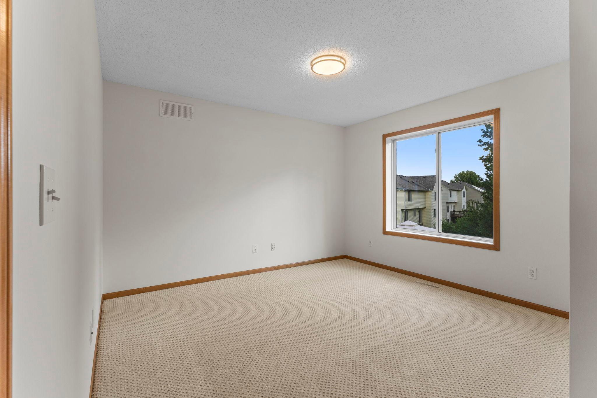 1744 Mathias Road Shakopee, MN 55379 - Photo 12 of 25