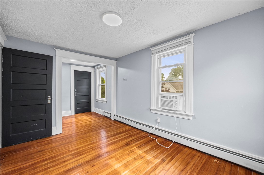 171 Oakland Street Rochester, NY 14620 - Photo 38 of 50