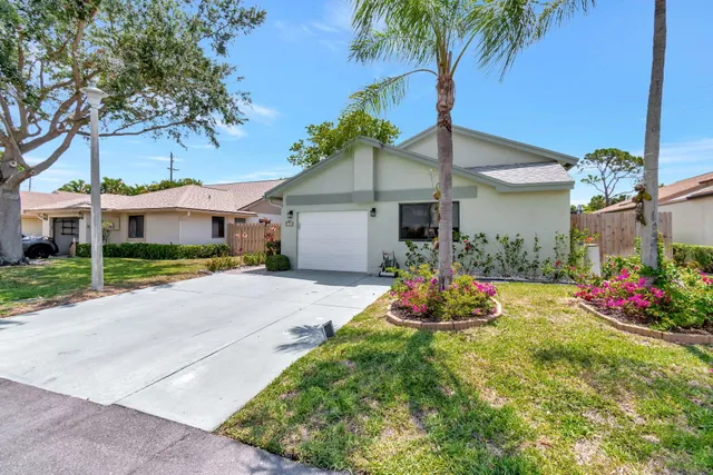 $389,500 | 1395 Northwest 23rd Lane, Delray Beach, FL 33445