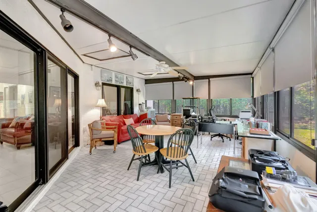 $389,500 | 1395 Northwest 23rd Lane, Delray Beach, FL 33445